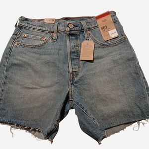 NWT Levi's 501 Mid Thigh Jean Shorts